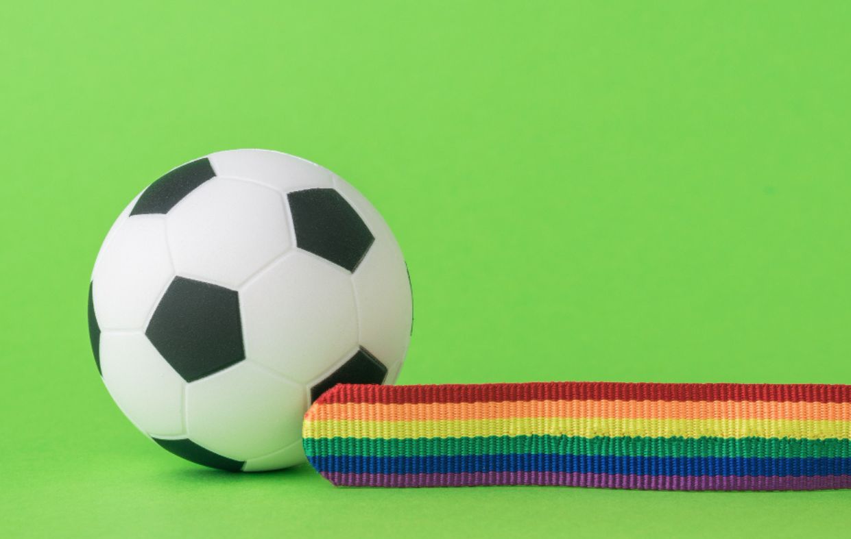 Futbolistas desaprueban la actitud LGTBIfóbica de una compañera 