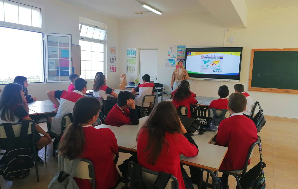Gamá sigue atendiendo a la diversidad sexual y de género en las aulas