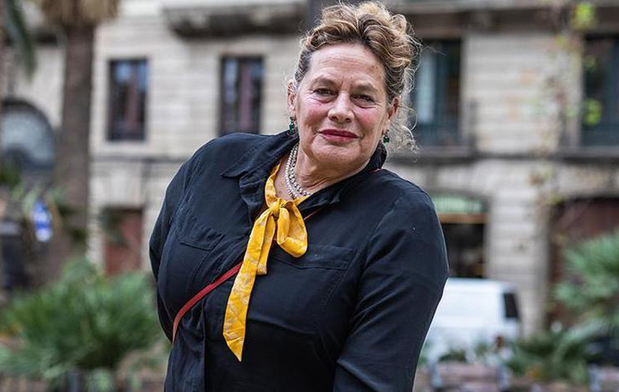 Deborah Levy: "Cuanto menos binario sea el mundo, mucho mejor"